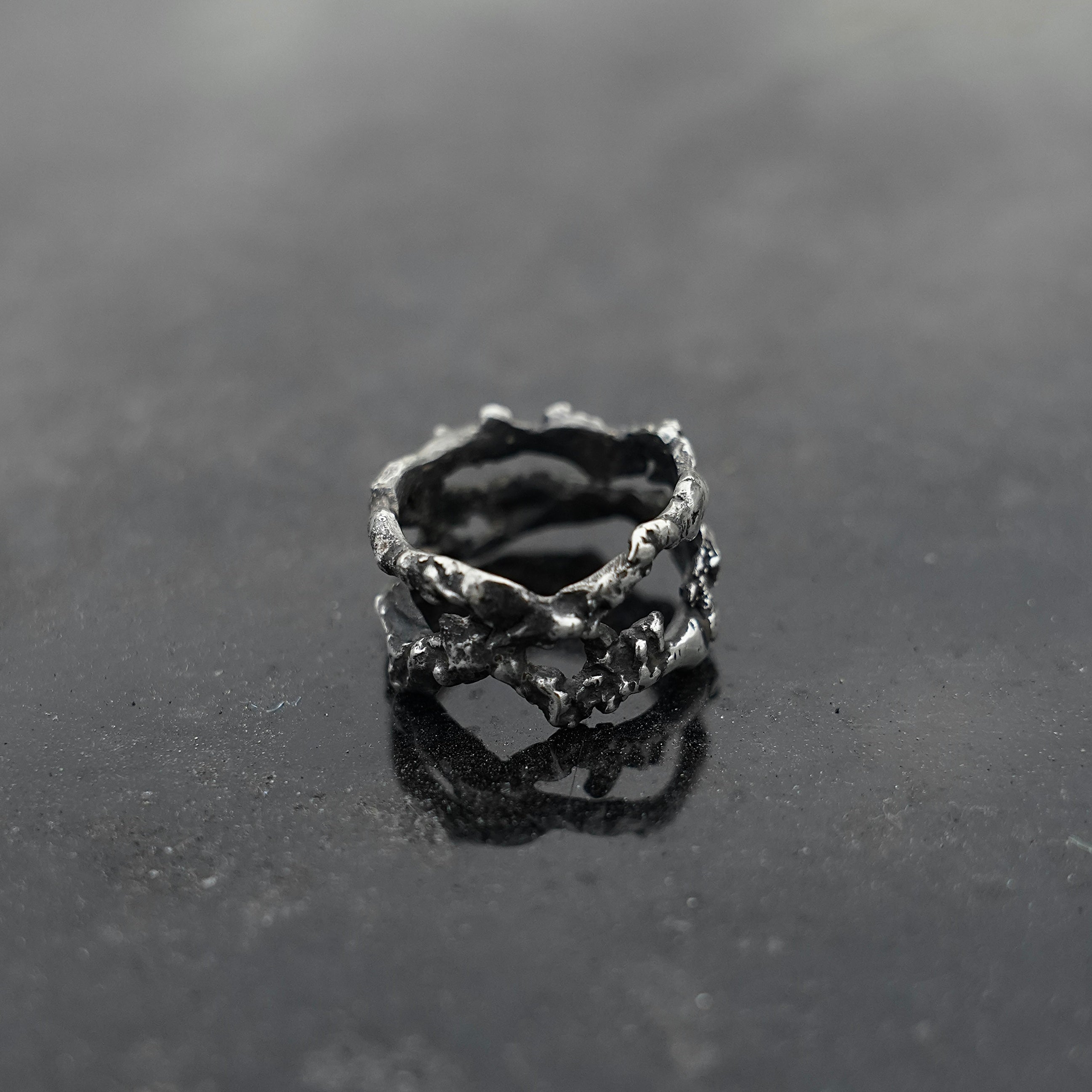 MOBIUS ring [VR001]