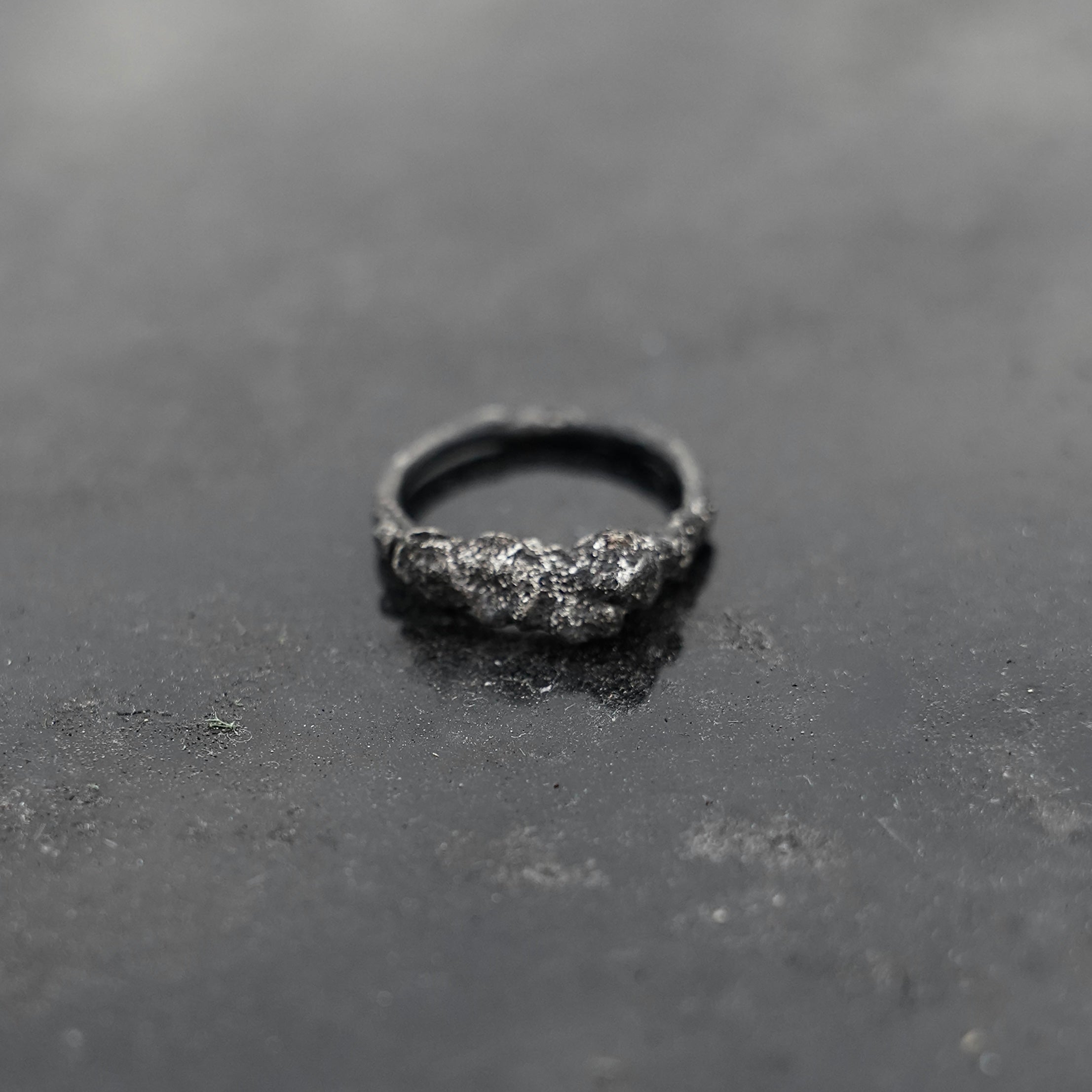 NEUTRINO ring [VR004]